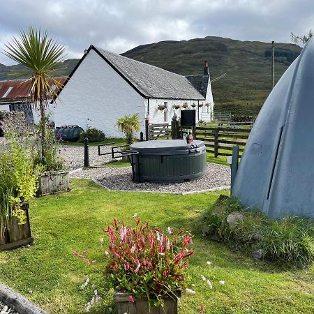 Garrison Of Inversnaid Farm With Hot Tub Bed & Breakfast Exterior photo